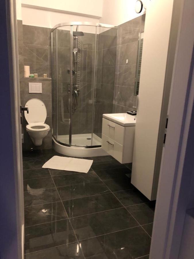 Q Luxury Apartment - Palas Center Iasi Exterior foto